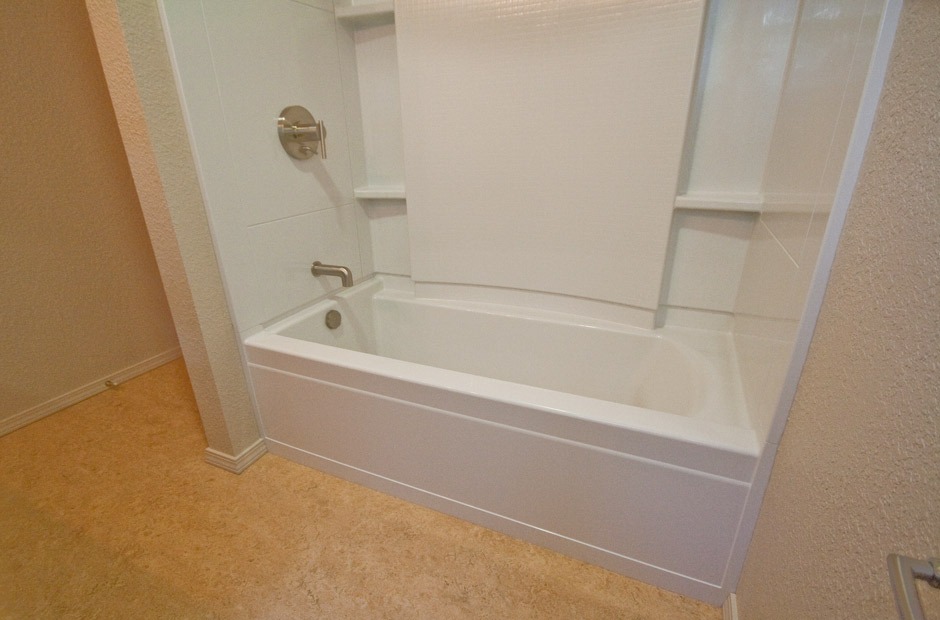 Bathroom construction with Marmolium flooring installation