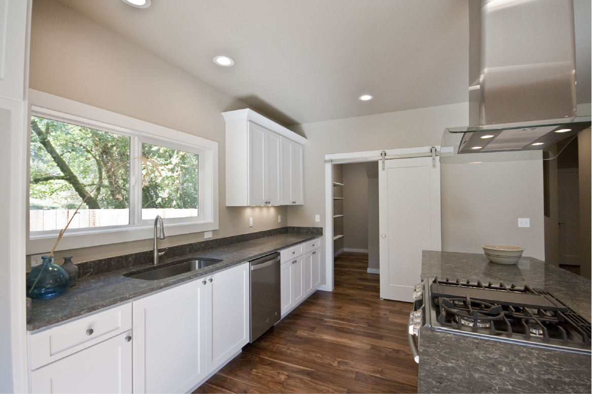 White kitchen big pantry