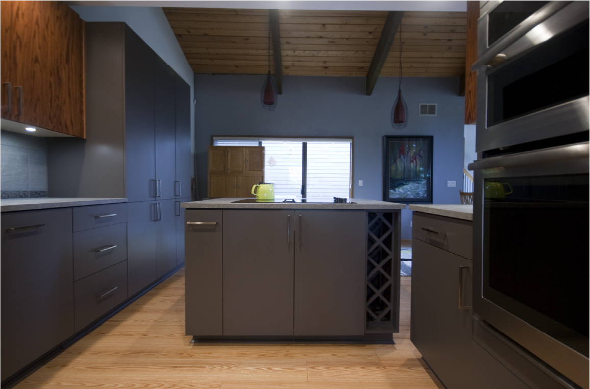 Downdraft electric cooktop and wine rack