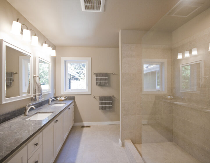 Bathroom Builder: Double vanity XL shower